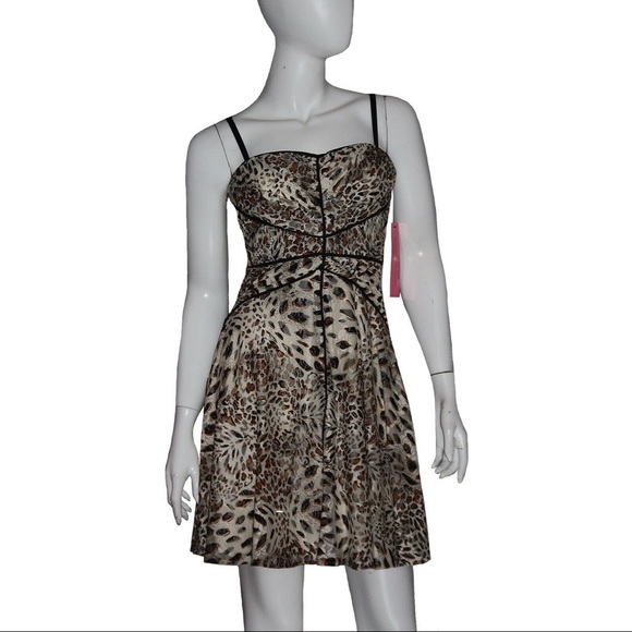 Betsey Johnson Dress NWT Sz 6 Ivory Brown Pattern - Picture 2 of 8